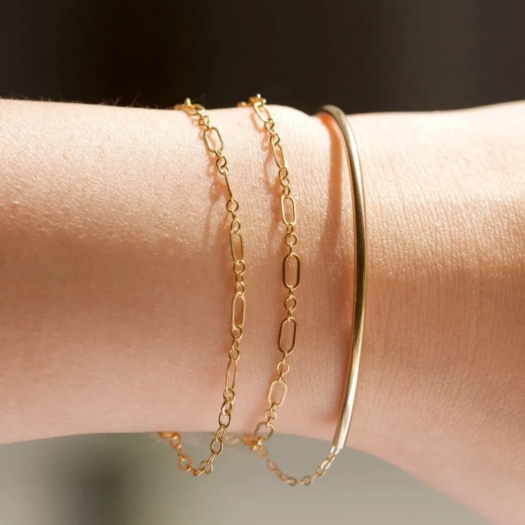 Golden Curved Bar Bracelet