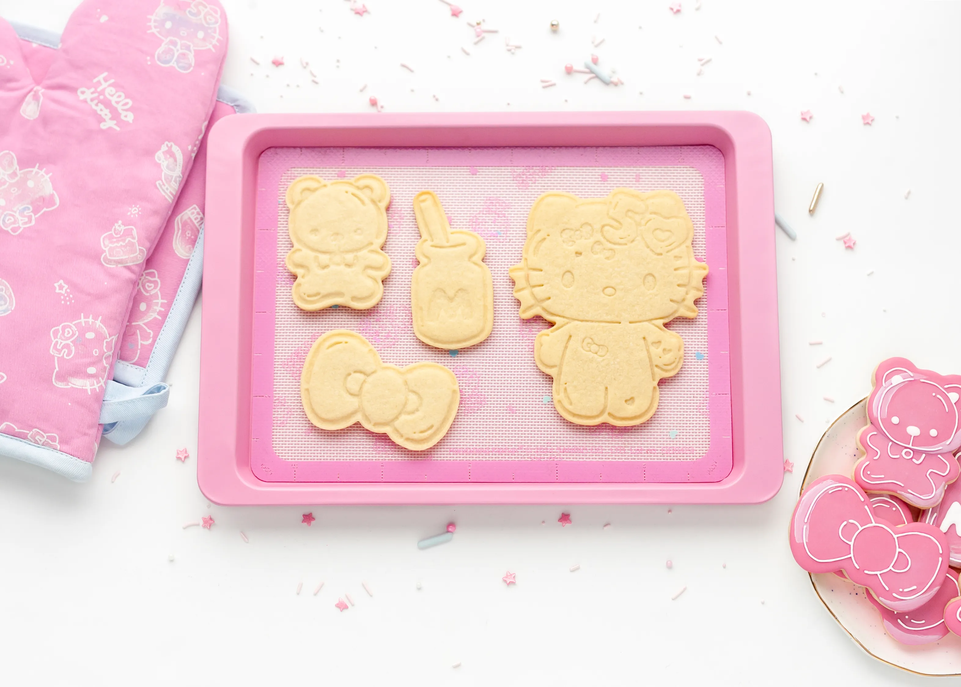 Hello Kitty 50th Anniversary Cookie Stamp and Frosting Set