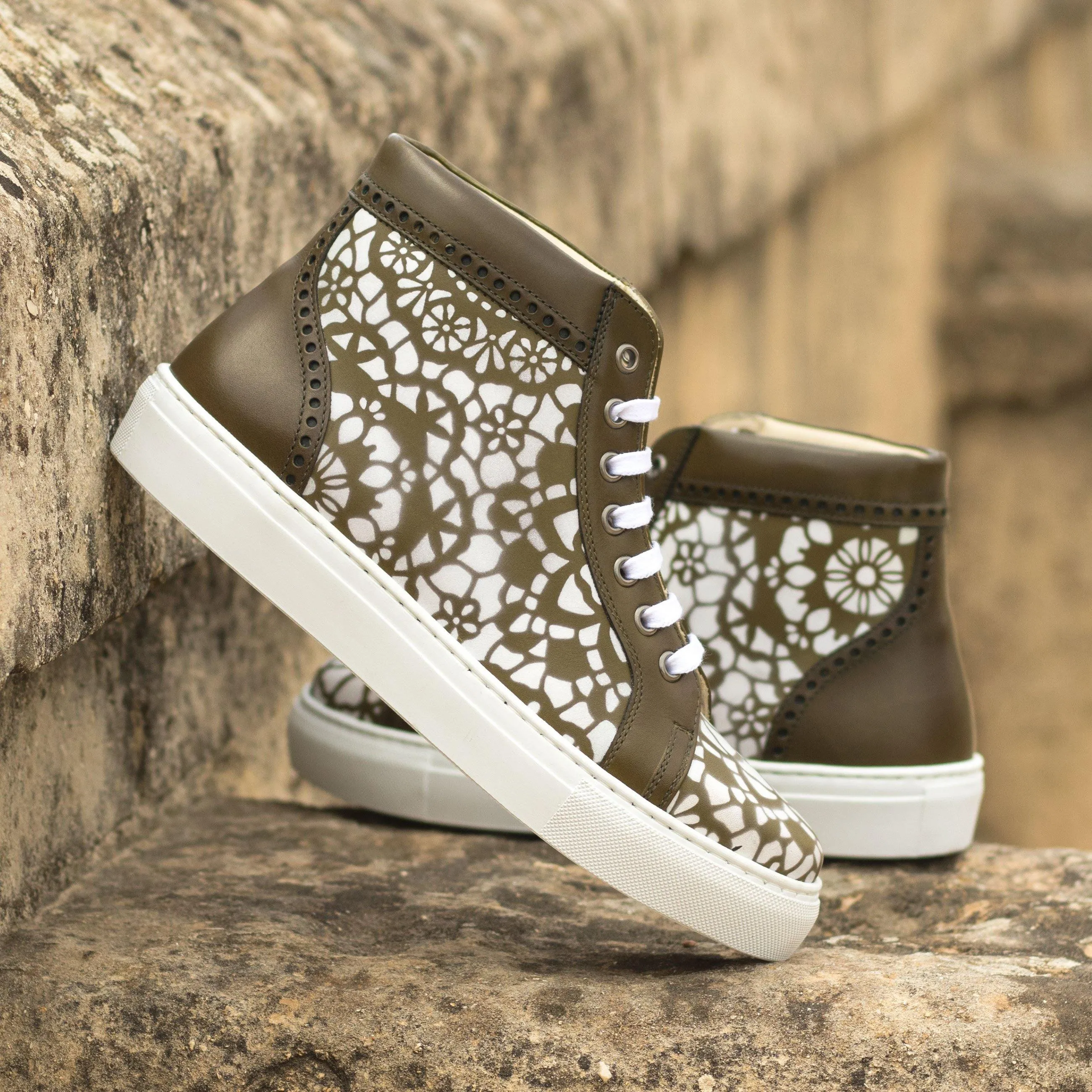 Paula Ladies High Top Sneaker